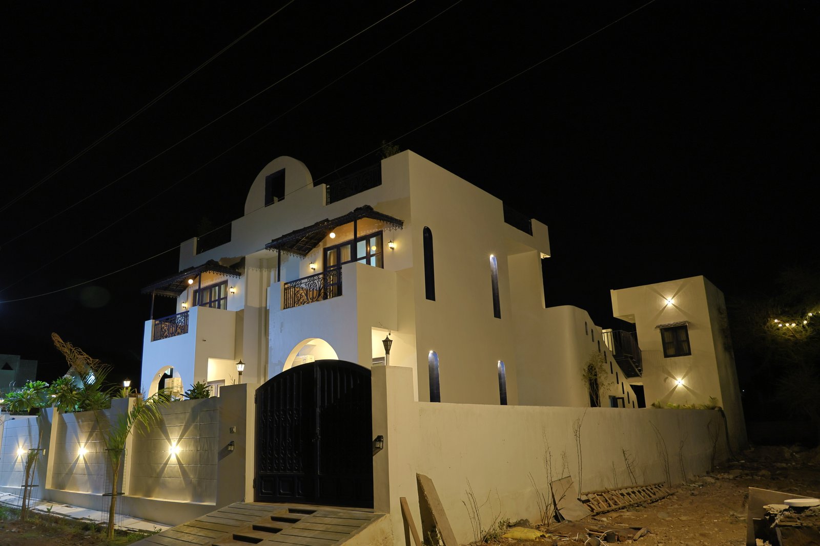 Villa Garden City View Udaipur Rajasthan - Luxury Villa Garden for Guests from West Bengal Uttar Pradesh Madhya Pradesh